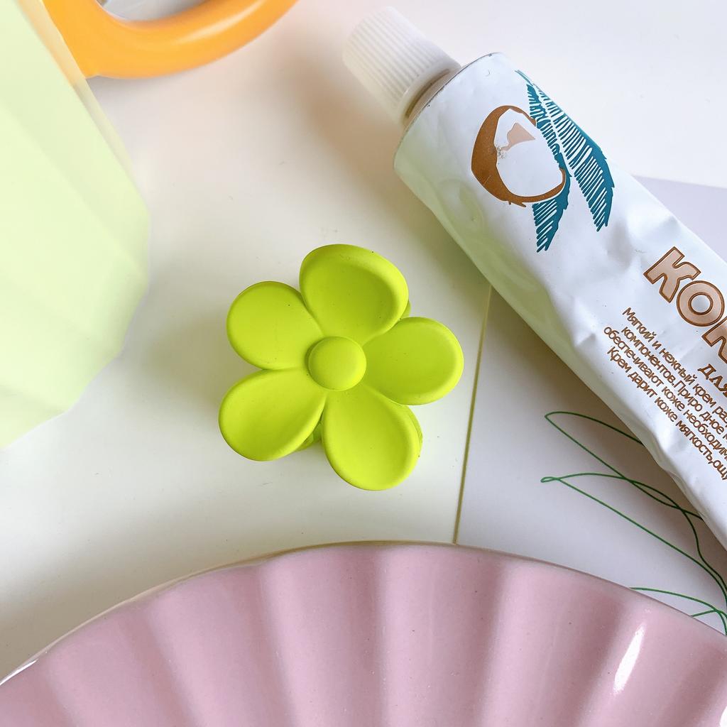 Korean Women Claw Clip Elegant Solid Color Flower Shape Matte Hair Clips Girls Hair Claws Hair Accessories Hair Barrettes New