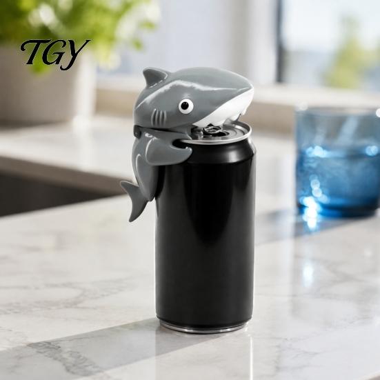 Atmosphere Desk Ornament Dinosaur Can Cover, Cute Animal Soda Holder for 375ml Cans, Cover Plastic Drink Stand Desk, Fun Party Home Bar Decor