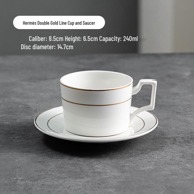 Elegant Europeisk Keramisk Kaffekopp - Snygg Lyxig Gåva för Kvinnor, Perfekt för Kontoret eller Kaféet.