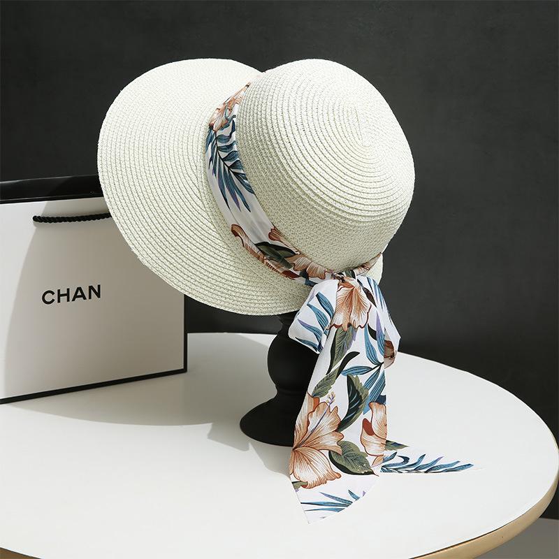 2025 Outdoors Straw Hat Summer New Hollow Ted Sun Protectionand Sunshade Hat for Women's Leisure VersatileSmall Fresh Fashion