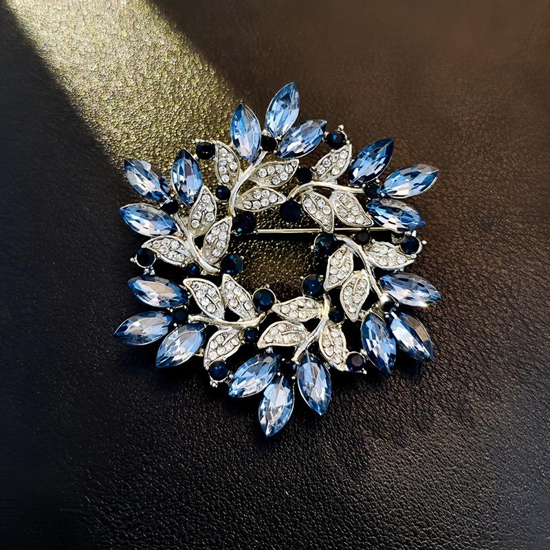 

Элегантная брошь-животное со стразами: Дизайн цветов высокого класса для женских пальто и аксессуаров