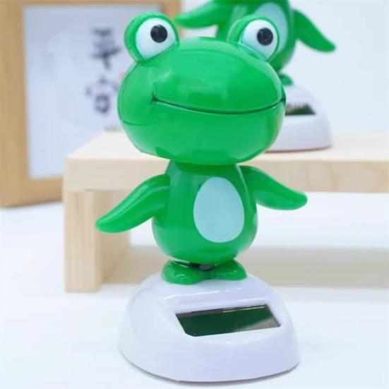 Bobble Head Green Frog Decoration Solar Powered Shaking Head Frog Car Dashboard Ornament Educational Cartoon Animal Toy