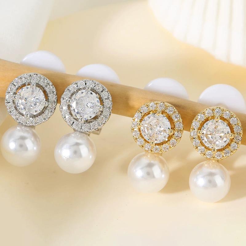 Fashion Elegant Zircon Clip On Earrings Exquisite Luxury Simulated Pearl Ear Clips Non Pierced for Women Bridal Party Jewelry