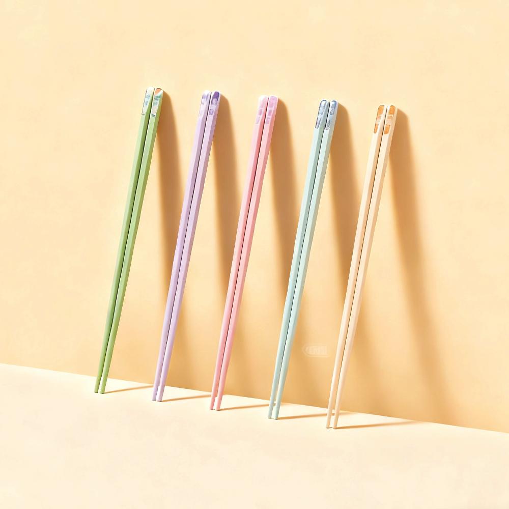 

5 пар Сплав Палички для їжі Нековзкі Здорові Палички для їжі Стійкі до високих температур Суші Палички Легко чистити Побутове столове приладдя