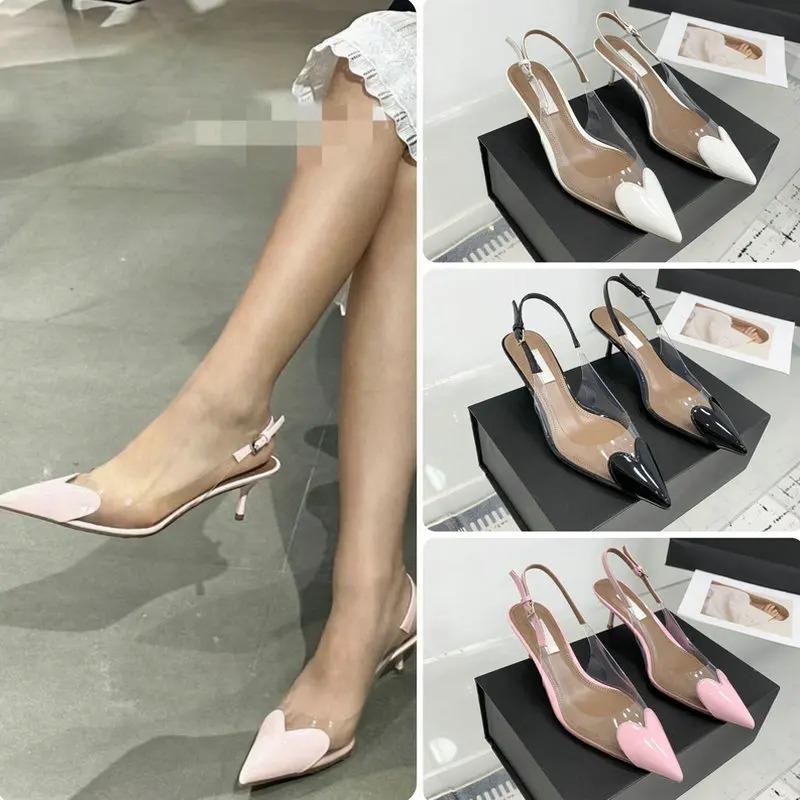 Sapatos de Salto Alto Pontiagudos com Plataforma Transparente e Aplicações em Forma de Coração para Noite