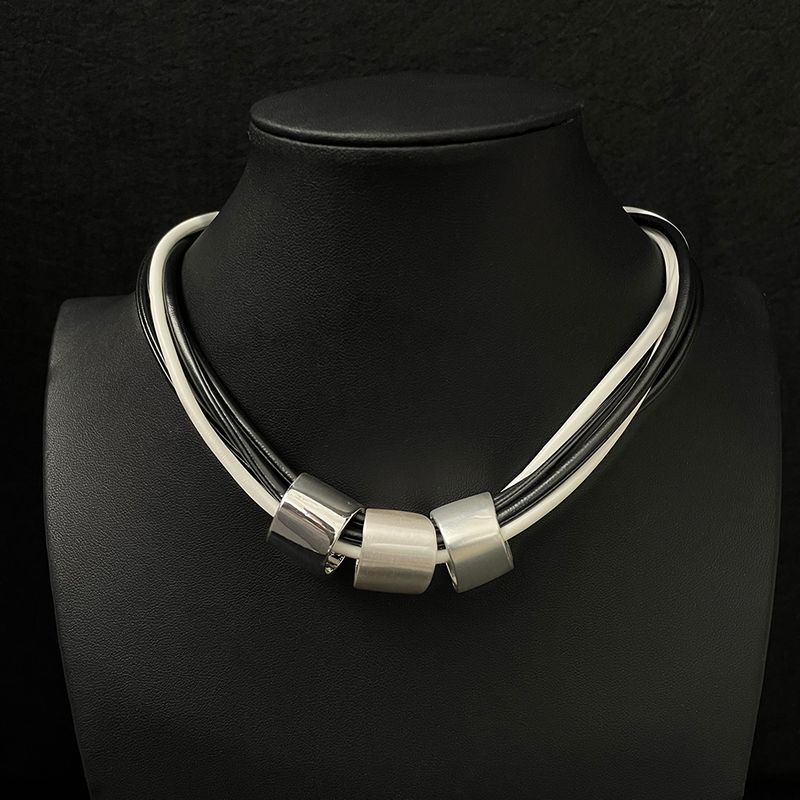 

New Arrival Metal Alloy Jewelry Popular Necklace Fashion Exaggerated Fancy Necklace Jewelry Clavicle Chain Leather Rope Accessories Metal Fancy multiple leather cord necklace