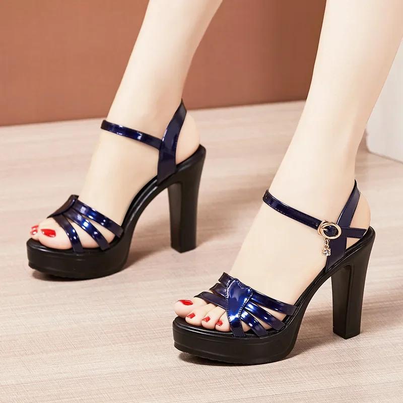 Small Size 32-43 Elegant Block High Heels Sandals Patent Leather 2025 Summer Women's Thick Platform Shoes for Dress Wedding