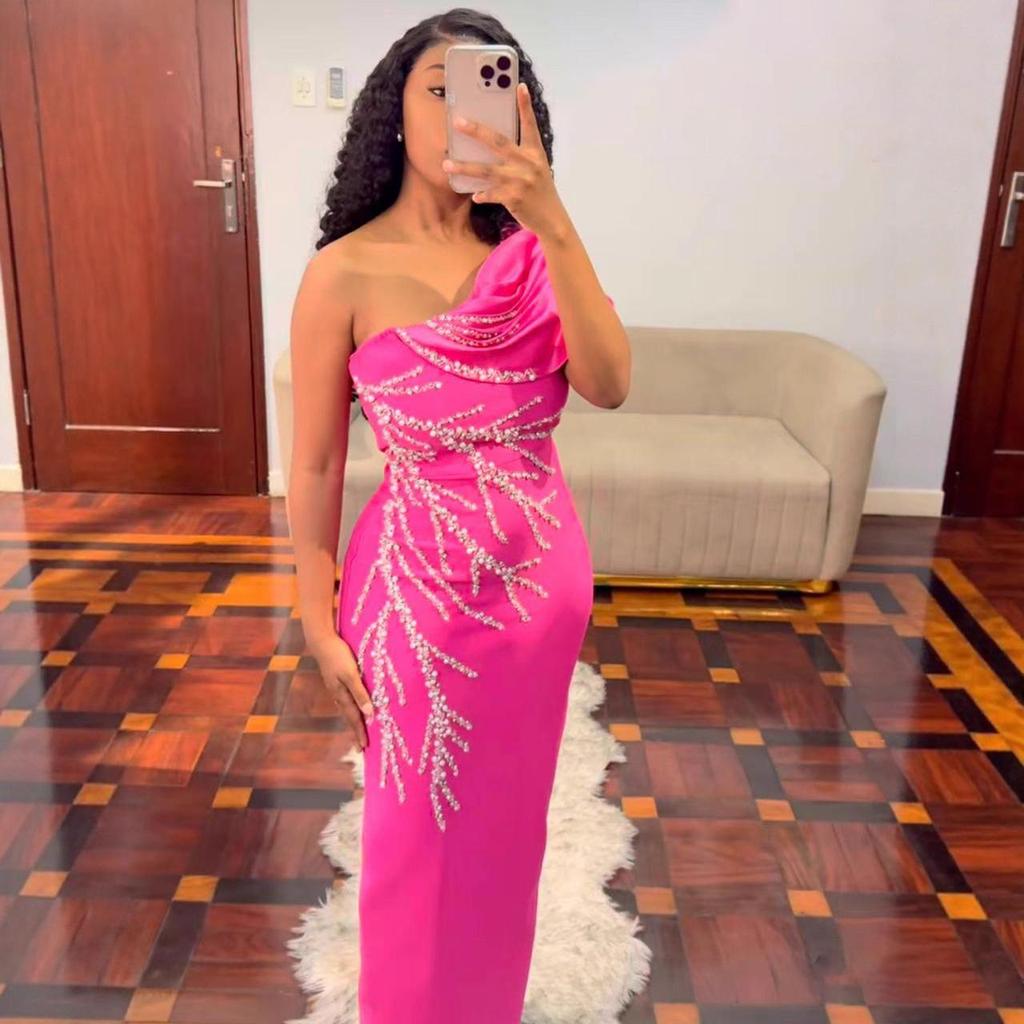 Elegant Handmade Beaded Off-the-Shoulder European & American Bandage Evening Dress