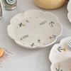Embossed Daisy Plates Ceramic Home Dining Plate Small Fresh Light Luxury Western Round Breakfast Plate Decor Kitchen Accessories