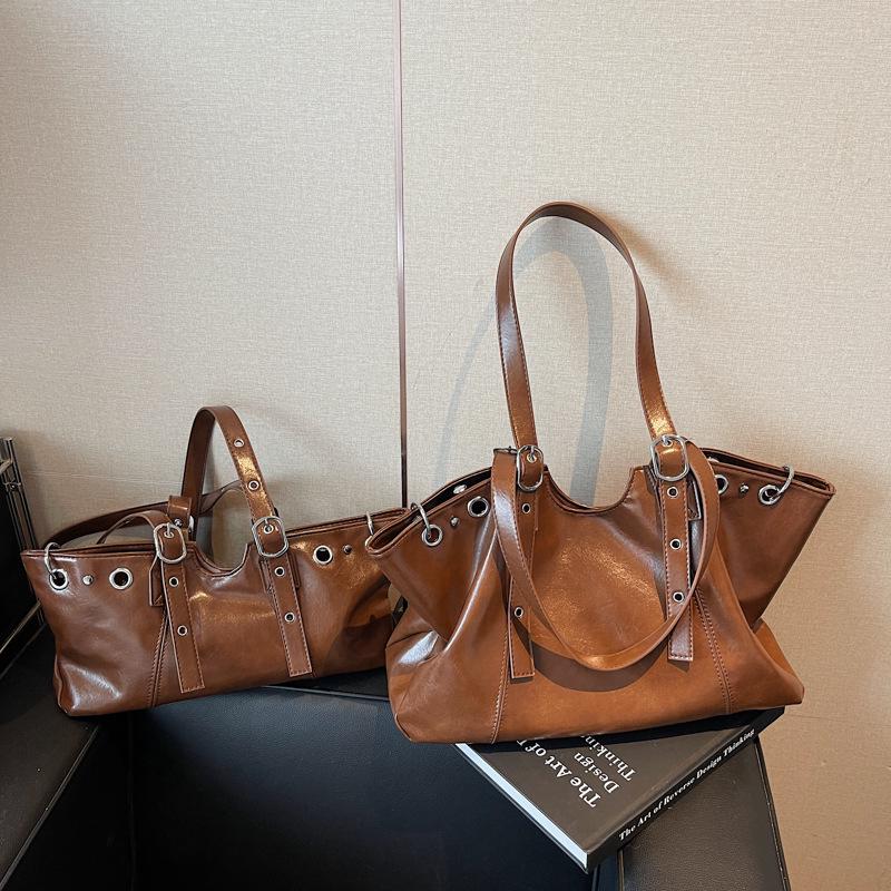 

Korean Niche Fashion Versatile Tote Bag: 2025 Autumn/Winter Large Capacity Handbag & Crossbody Shoulder Bag Large коричневий