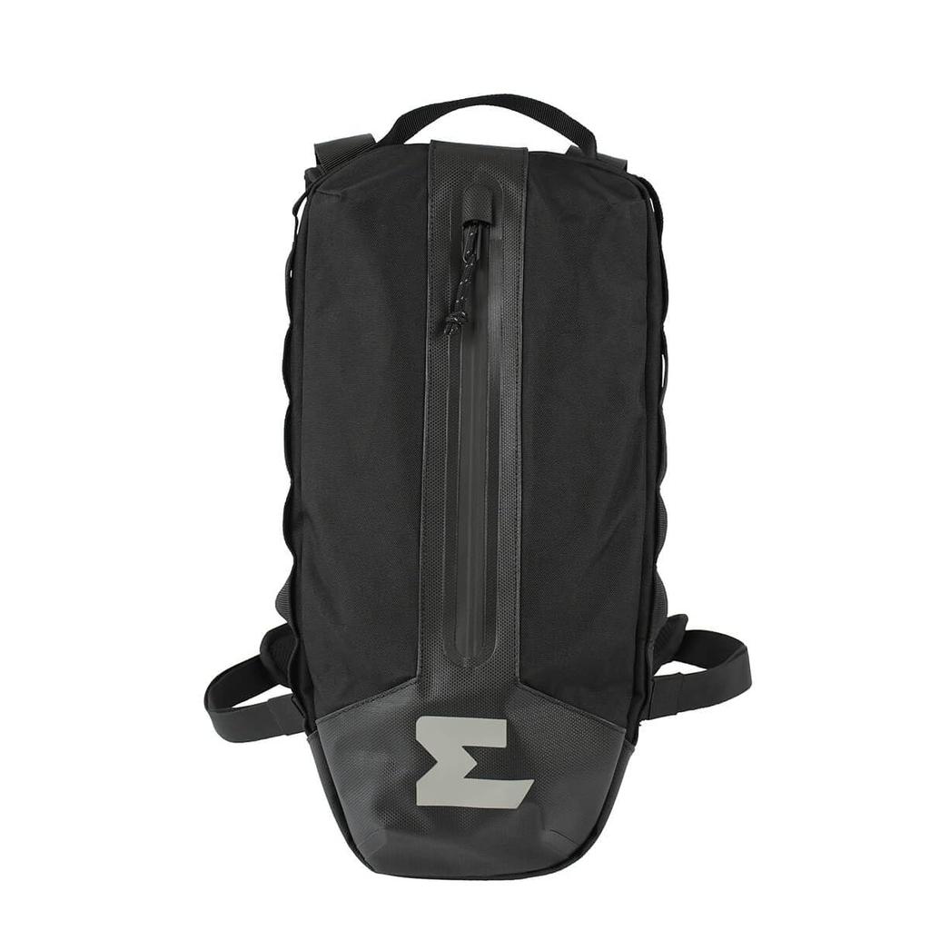 Enduristan Hurricane BACKPACK 7, a 7-liter, fully waterproof, dustproof, and sandproof backpack for off-road use.