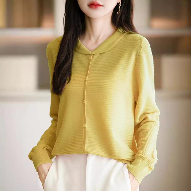 Doll collar pullover long-sleeved knitted sweater loose casual age-reducing women's fashion fake cardigan lapel collar multi-button top