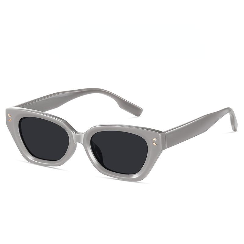 Advanced Narrow Frame Polarized Shades Women TR90 Cat Eye Sunglasses for Prescription Sunglasses Lenses Myopia Driver Goggles