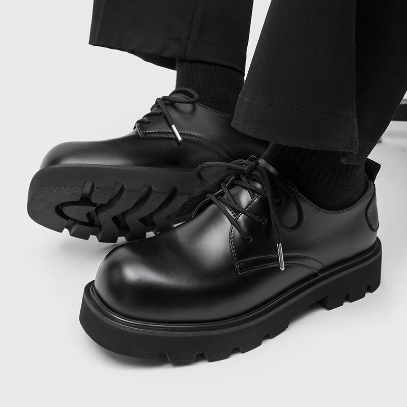 Men Thick Soles Low-cut Rhubarb Boots Soft Soles Non-slip Fashionable Men's Shoes