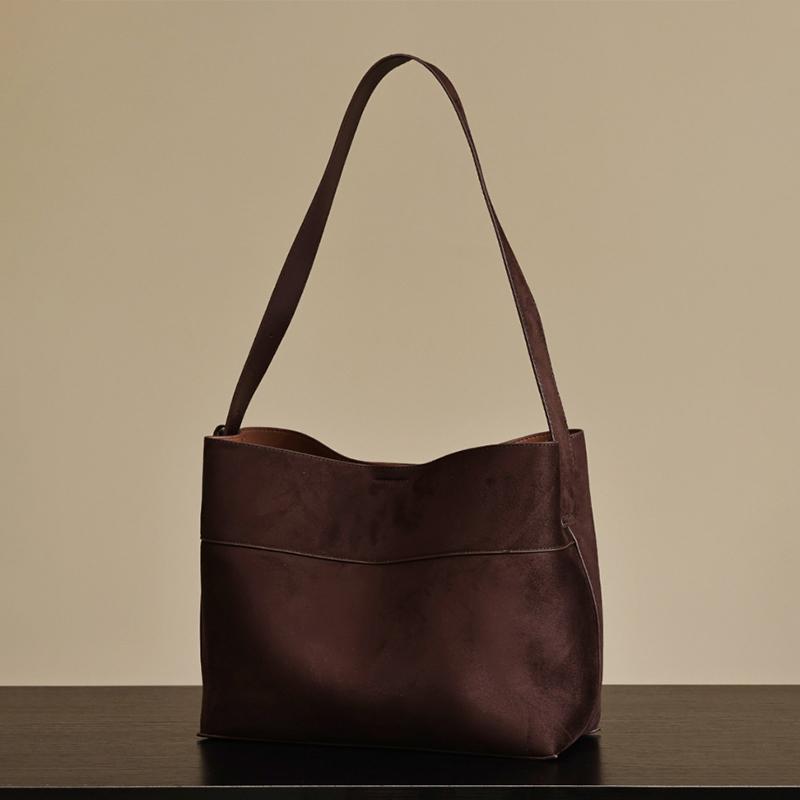 

Women Suede Bucket Bag Large Capacity Vintage Shoulder Bag Adjustable Strap Casual Crossbody Bag Portable Commuter Shopping Bag 33x14x27cm коричневый