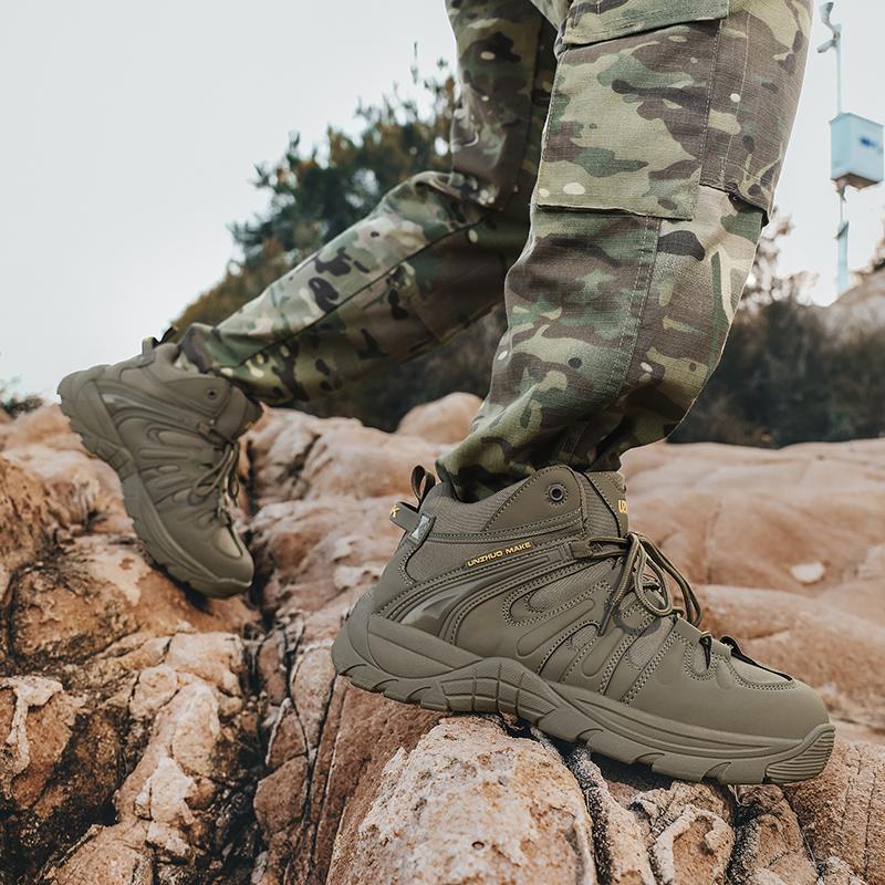 New Men's Tactical Boot Breathable Safety Anti-Slip Hunting Boot Motorcycle Male Army Boots Desert Climbing Hiking Shoes Size Plus
