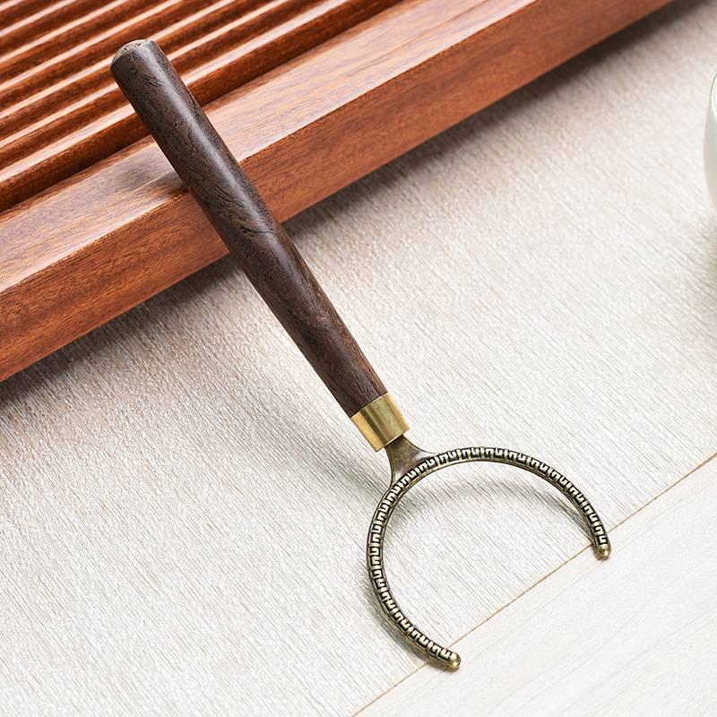 Ebony Wood Tea Ceremony Set: 5-Piece Brewing Kit with Tea Needle, Clip, Knife, Spoon, Cup Pin, and Brush.