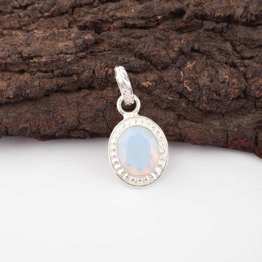 Pandantiv Bijuterii Opal Lăptos Handmade Design Nou, Pandantiv cu Piatră Prețioasă din Argint Sterling 925, Cadou Pentru Mamă