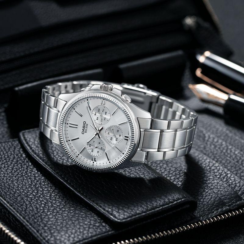 Casio STANDARD Series Simple Fashion Casual Style Quartz Pointer Trend Business Three Plate Six Eyes Quartz Movement Stainless Steel MTP-1375D-7AVDF