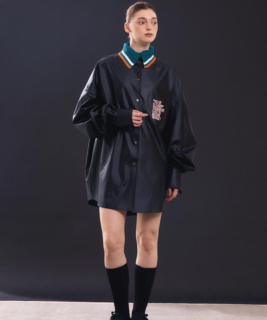 Soipeuyukaen Dress Code: Loose-Fit Long Shirt