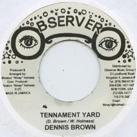 

7inch Record DENNIS BROWN - Tenament Yard Observer 1976 Jamaica Reggae, Ska & Dub