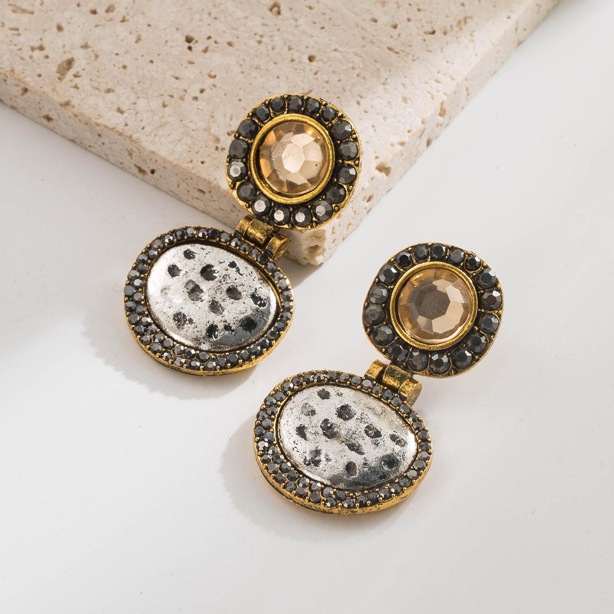 

Модные серьги с блочной расцветкой золотого и серебряного цвета, инкрустированные бриллиантами, с личным, милым, преувеличенным чувством дизайна, геометрические серьги серебряный