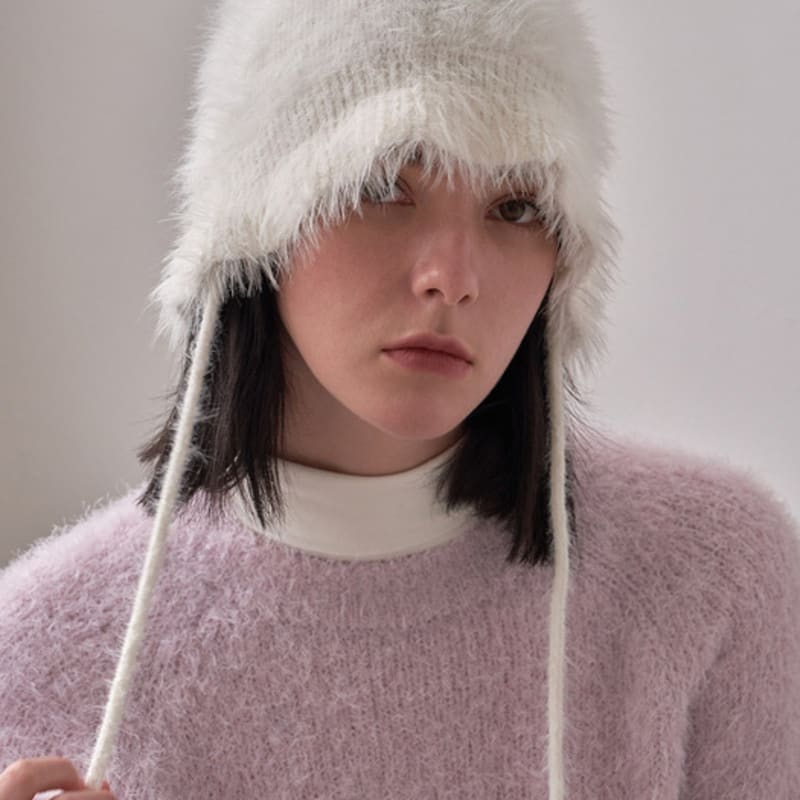 

VARZAR Barzal Hairy Cloche Hat_2 colors black