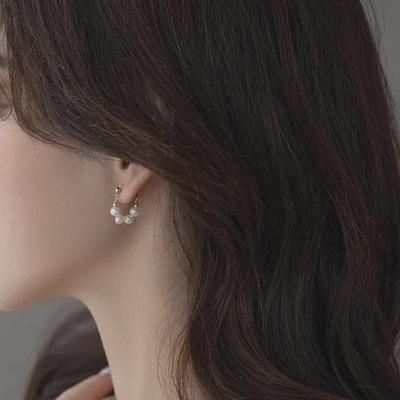 High-Quality Retro Pearl Earrings: Trendy Natural Design for Autumn & Winter 2022