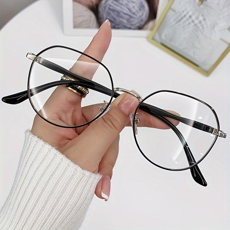 3 Sets of Retro Metal Circular Reading Glasses for Men and Women Lightweight Fashionable and Anti-aging Reading Glasses