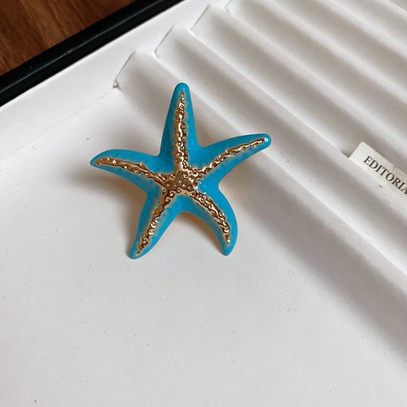 Gold Plated Iron Alloy Exaggerated Blue White Enamel Wrinkled Starfish Open Adjustable Cocktail Ring For Women
