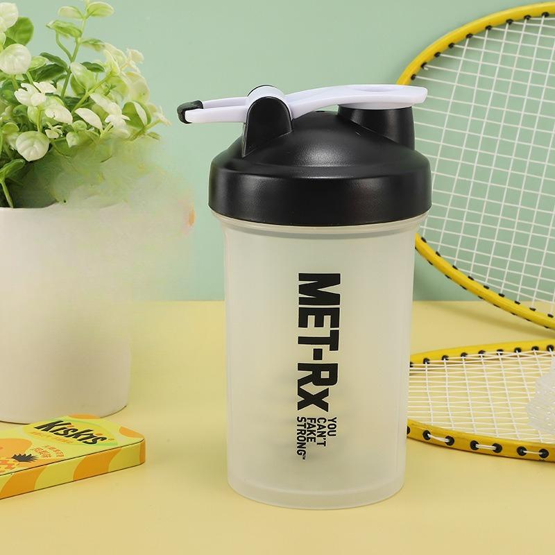 

Пластиковый ручной шейкер для протеинового порошка и молочного коктейля большой емкости с ЛОГОТИПОМ, стакан для воды 400ml белый/чёрный