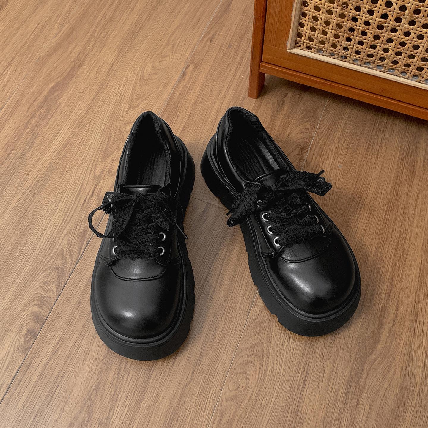 

Черные французские британские туфли на платформе из маленькой кожи женские лето 2025 новые универсальные для юбки увеличивающие рост одинарные туфли Мэри Джейн 35 чёрный