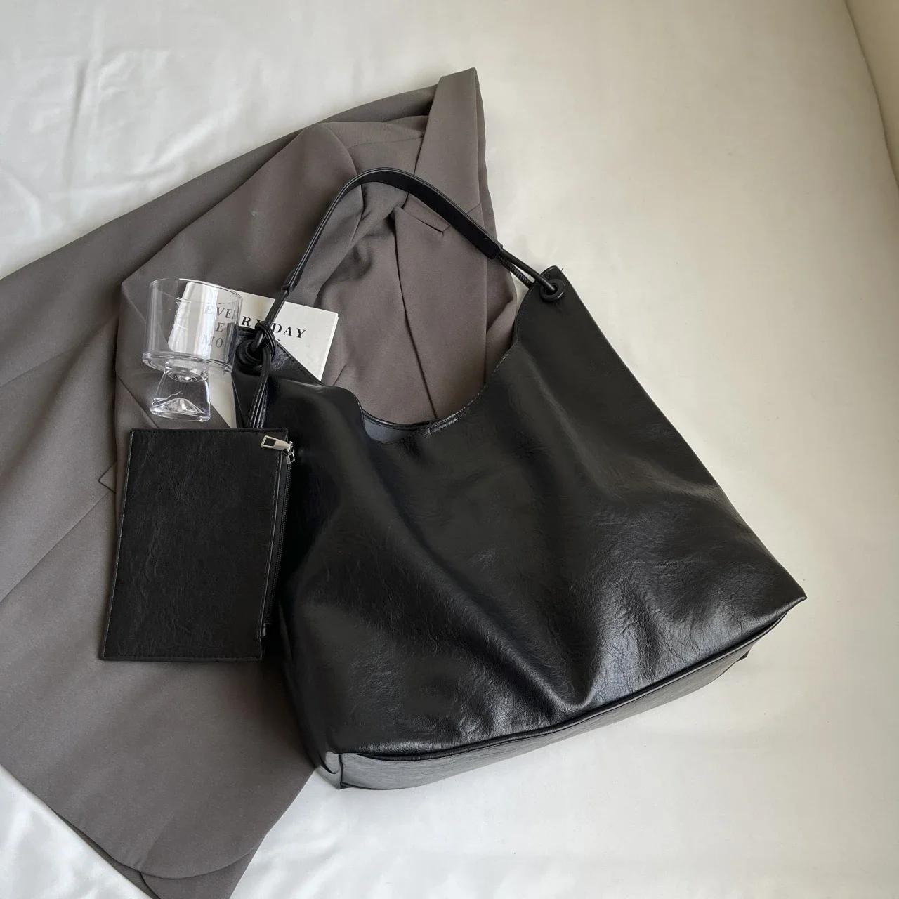 

Soft Casual Interior Compartment Bags Sewing Line Large Capacity High-quality Bags for Women Zipper PU Women s Bags