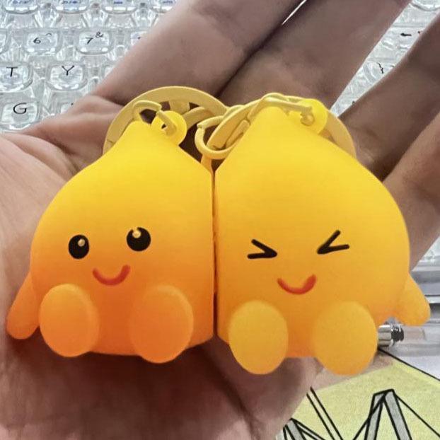 

Светящийся брелок «Пожарный» - Мультяшный магнитный парный кулон-шарм для рюкзака