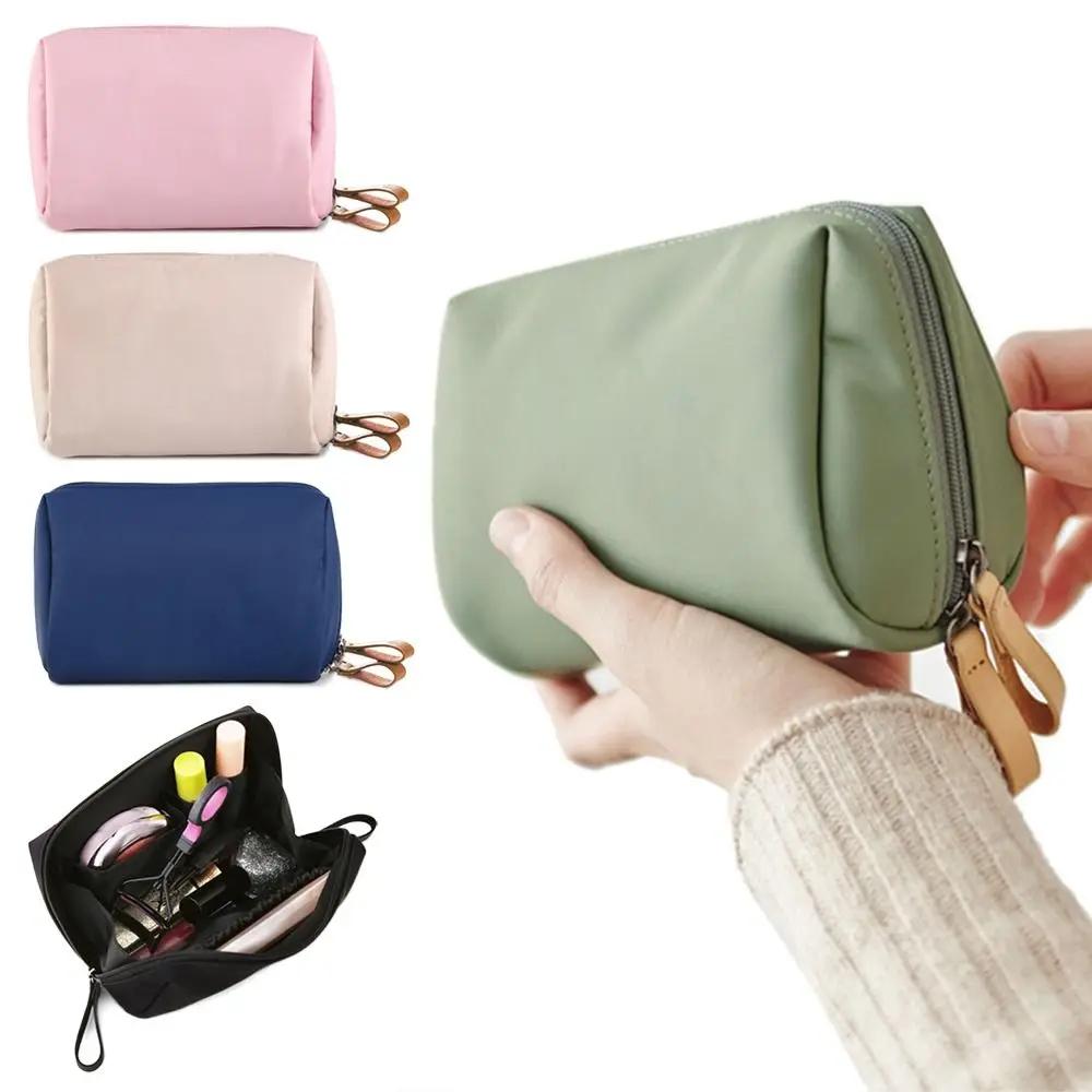 Lightweight Travel Lipstick Storage Bag Cosmetic Organizers Pouch Waterproof Toiletry Bag Makeup Organizer