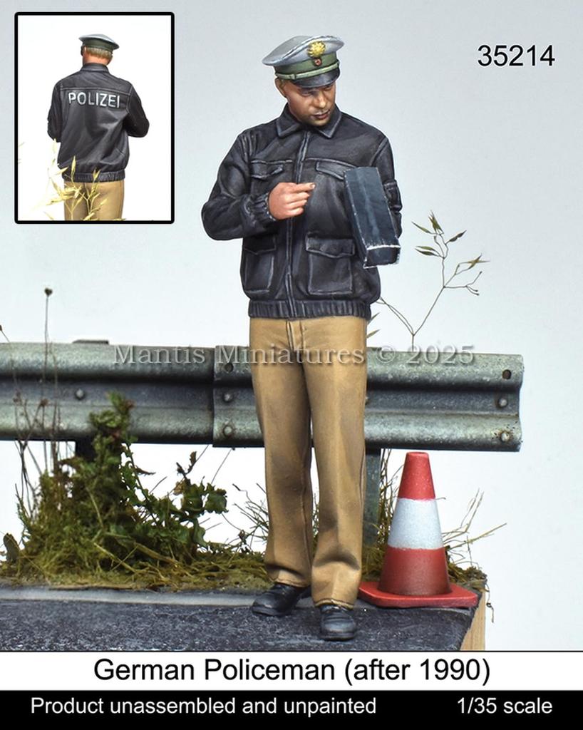 Mantis Miniatures 135 Modern German Male Police Officer (1990s Onwards) Resin Kit Man35214 (Figure)