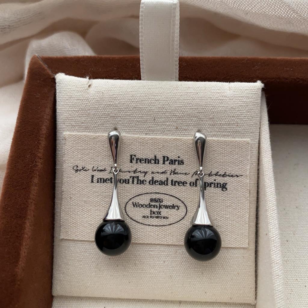 Niche Water Drop Pearl Earrings, Earrings, Smart And Simple Personality, Exquisite And Elegant, Fashionable Commuting, Versatile Earrings, Earrings.
