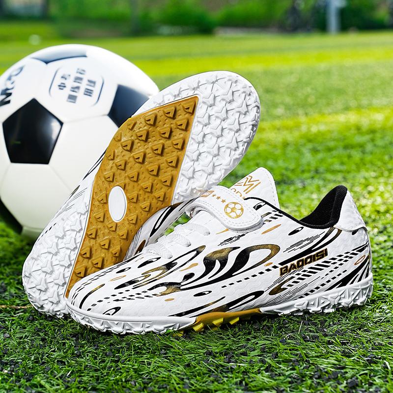 Kids Football Shoes Shock Absorption Anti-skid /Wear-resistant Long Spike Outdoor Sports Training Football Shoes for Boys