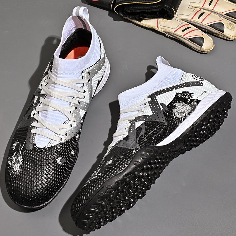 Football shoes high-top nails children's long spikes broken foreign trade adult training artificial grass spikes men's and women's price