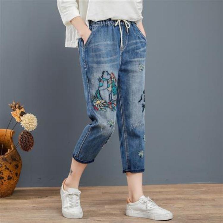 Jeans for Women In Spring Loose Fit Plus Size Elastic Waist Cartoon Embroidery Harem Pants Casual Pants