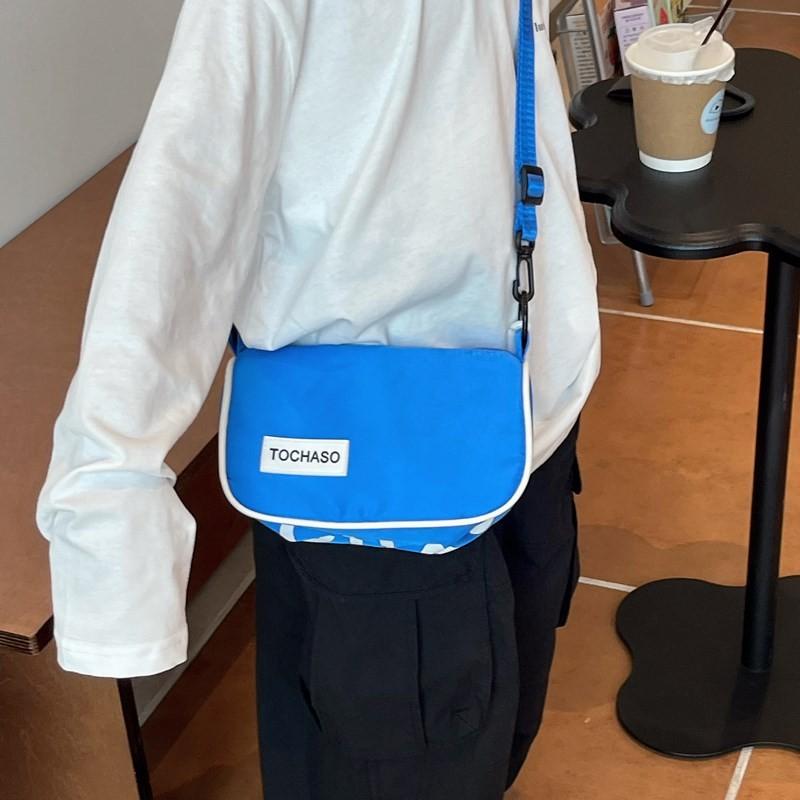 Stylish Oxford Cloth Children's Shoulder Bag Lightweight And Durable Versatile Design For School Use