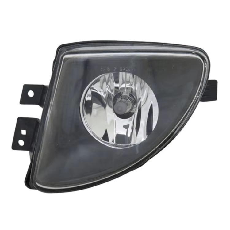 The 63177216885 and 63177216886 fit BMW 5 F10 fog light assemblies (2010-2013).