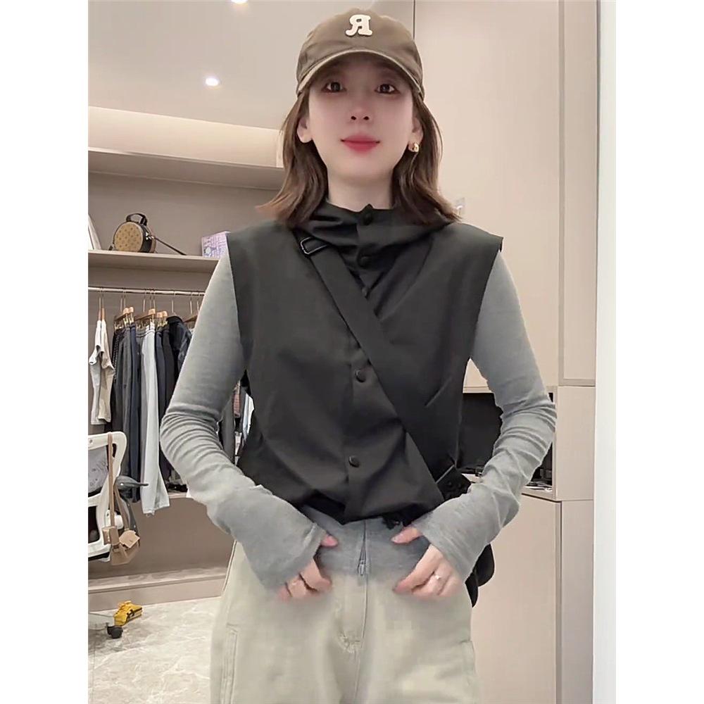 

Женский безрукавный жилет с капюшоном в европейском стиле - Весенняя коллекция 2025 L