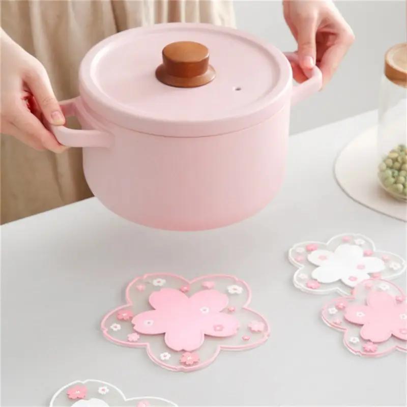 1 STÜCK Kawaii Untersetzer im japanischen Stil Sakura Kaffeetasse Untersetzer Sakura Isolierte Tischmatte Tee Milch Tasse Home Dekoration Trinkgeschirr