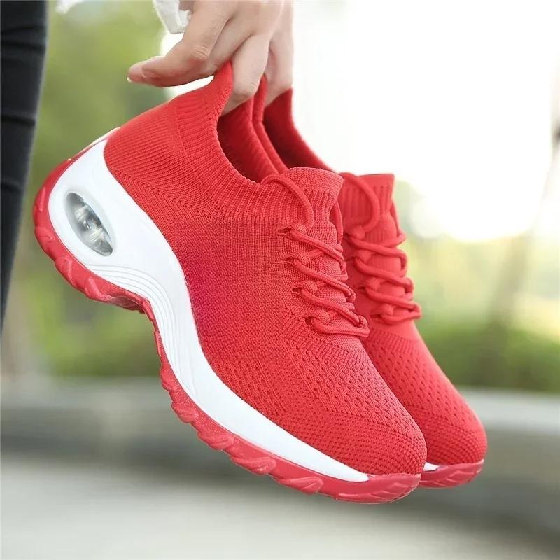 Fashion Women Tennis Shoes Breathable Mesh Height-increasing Slip-on Female Sock Footwear Outdoor Women Sneakers Thick Bottom Platforms