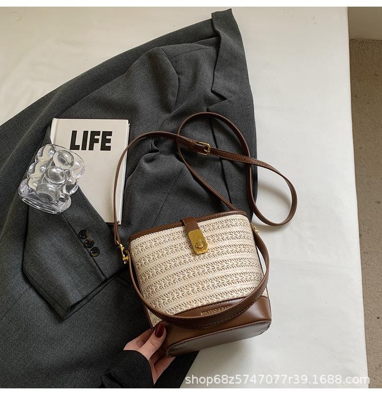 New Textured Straw Bag, Hand-woven Women's Bag, Bucket Beach Bag, Contrast Simple Casual One-shoulder Crossbody Bag