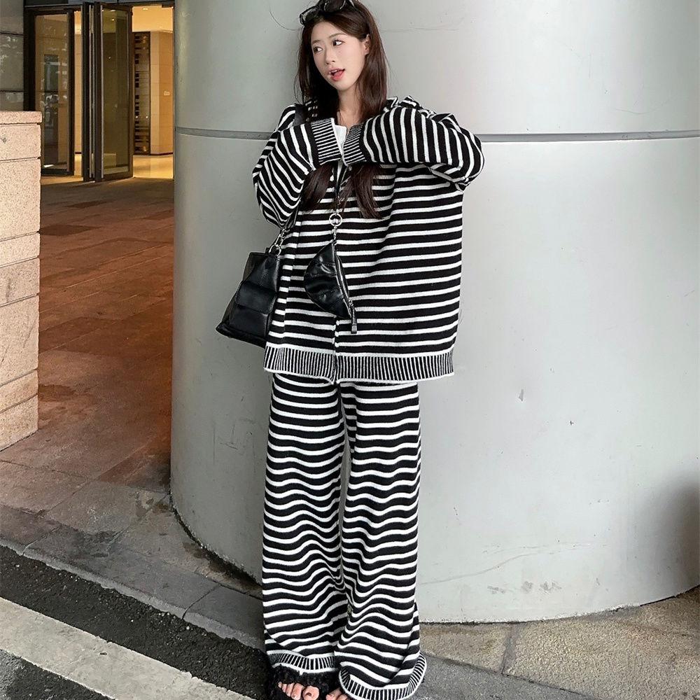 

Women s Retro Striped Knit Cardigan & Long Pants Set - Hooded, Loose-Fit, Autumn/Winter Two-Piece S (Recommended under 50 kg)