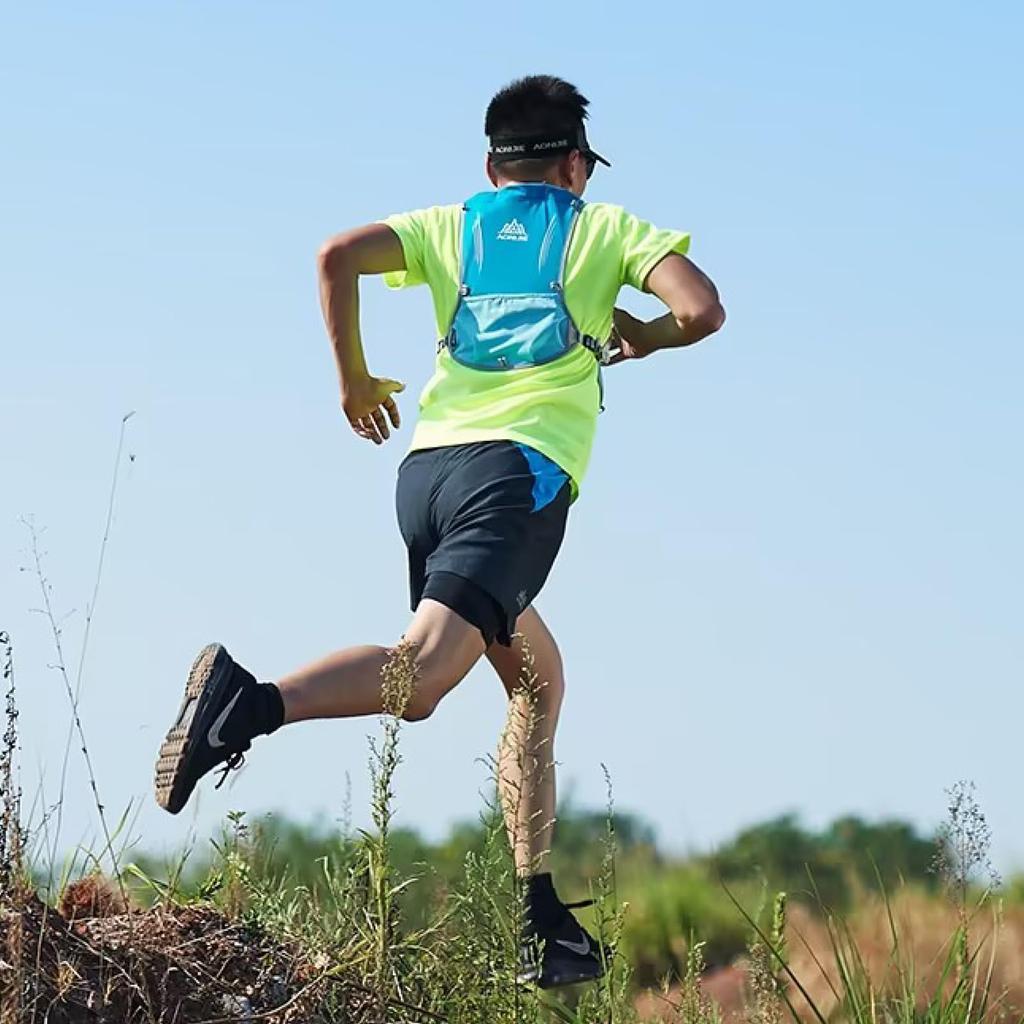 TRIWONDER 5L Hydration Pack Backpack for and More Marathons, Running, (Light Blue)