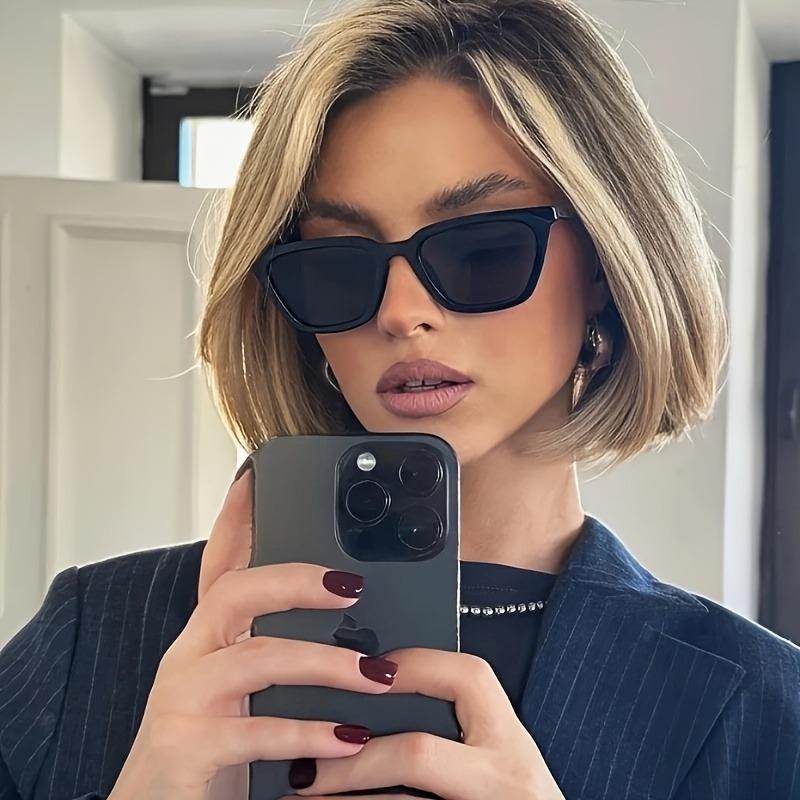 Stylish Women'S High-End Black & Gray Fashion Glasses with Thick Frames Perfect for Casual or Formal Outfits