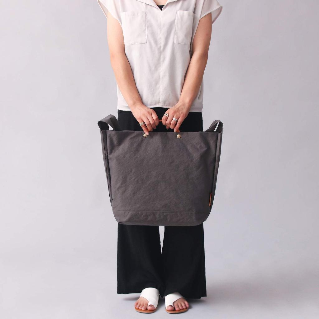 Newspaper Toyooka Bag S2000 Khaki [TUTUMU]